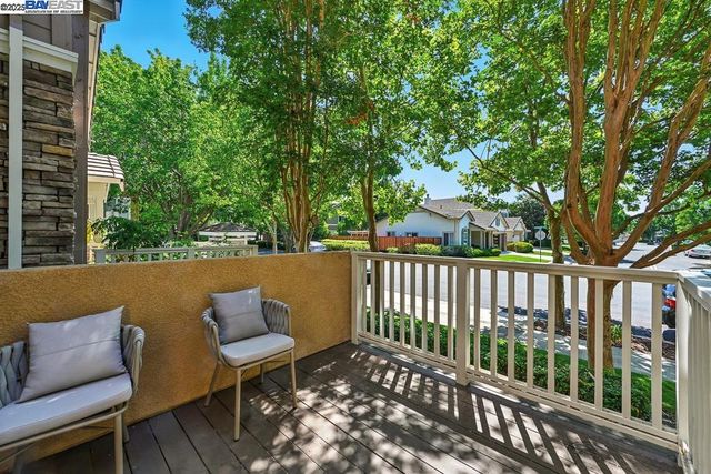 4683 Mangrove Dr, Dublin, CA 94568
