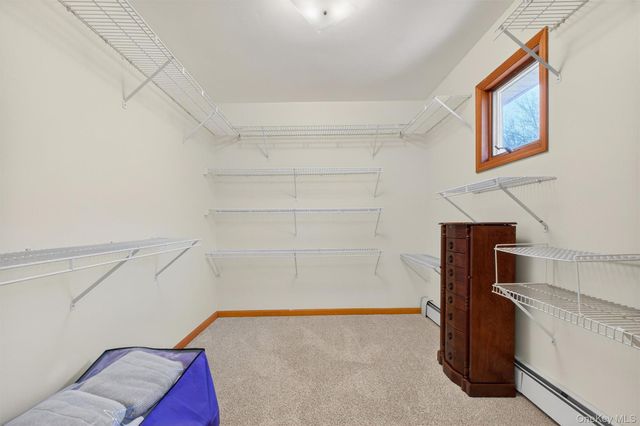 29 Deer Brook Drive, New Windsor, NY 12553