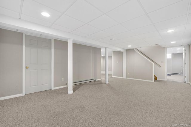 29 Deer Brook Drive, New Windsor, NY 12553