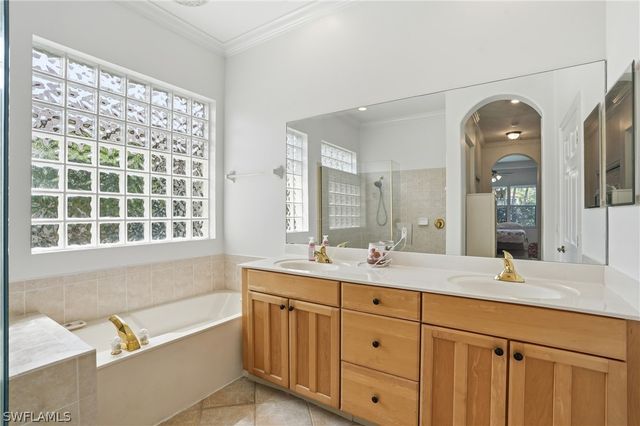 12512 Wildcat Cove CIR, Estero, FL 33928