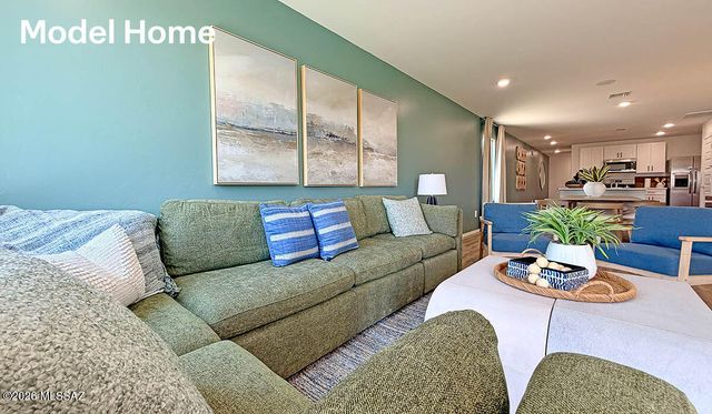 3748 W Via Los Olmecas, Tucson, AZ 85746