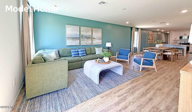 3748 W Via Los Olmecas, Tucson, AZ 85746