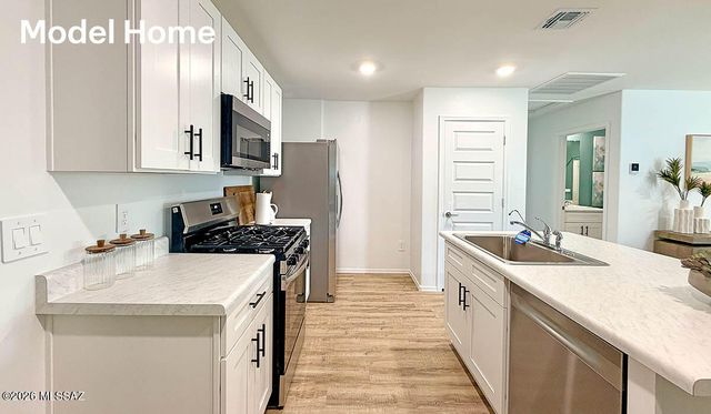 3748 W Via Los Olmecas, Tucson, AZ 85746