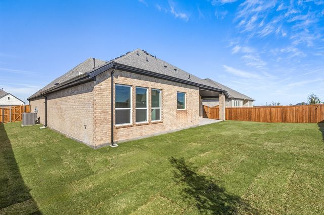 188 Mountain Laurel Drive, Waxahachie, TX 75165