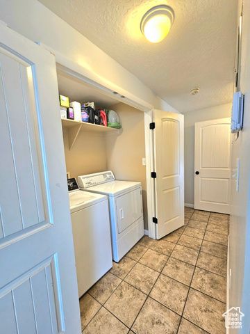 290 W 300 N, Orangeville, UT 84537