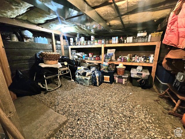 290 W 300 N, Orangeville, UT 84537