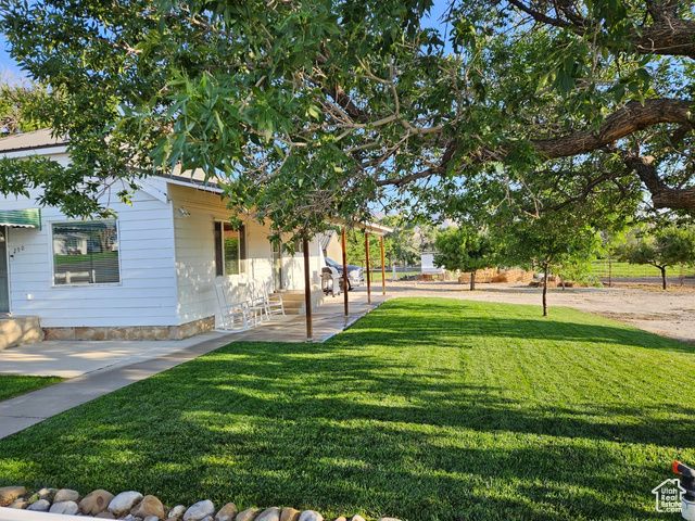 290 W 300 N, Orangeville, UT 84537