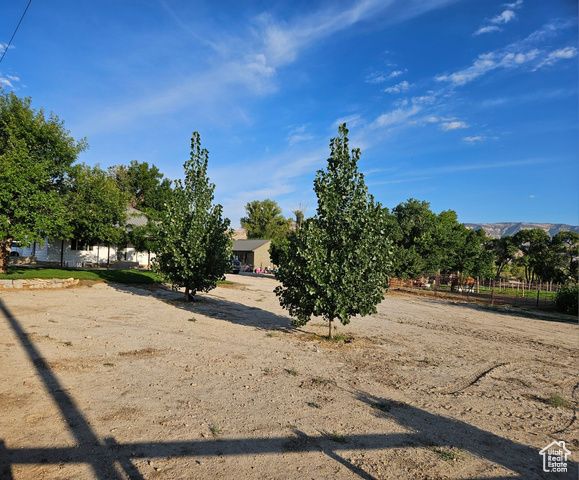 290 W 300 N, Orangeville, UT 84537