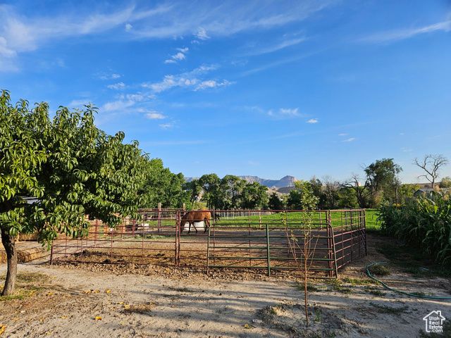 290 W 300 N, Orangeville, UT 84537