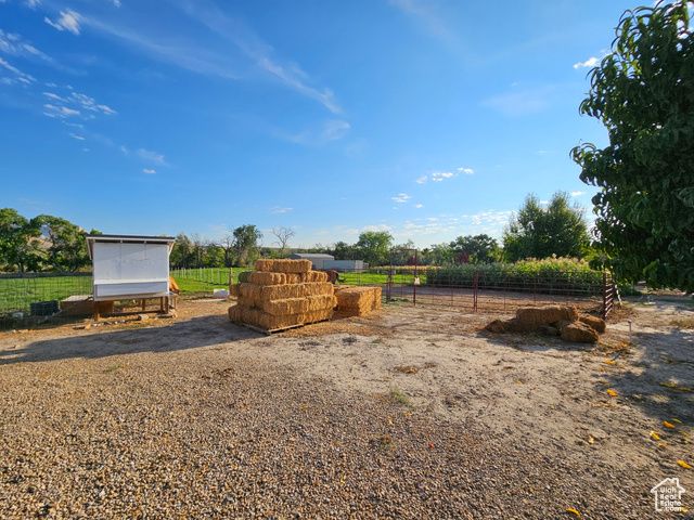 290 W 300 N, Orangeville, UT 84537