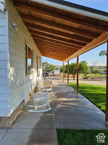 290 W 300 N, Orangeville, UT 84537