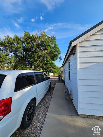 290 W 300 N, Orangeville, UT 84537