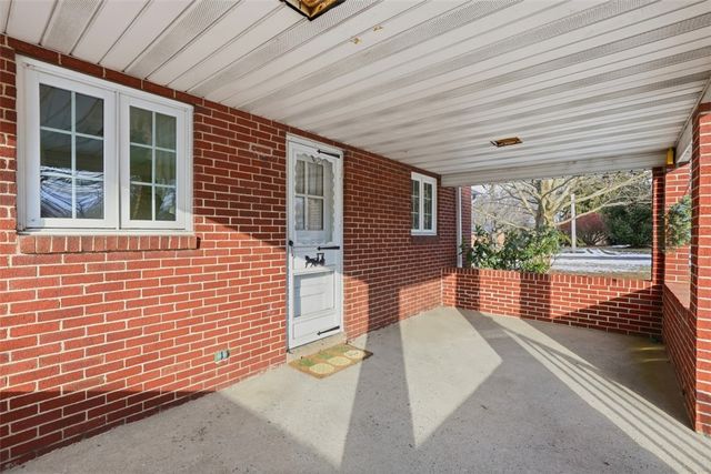 2464 Henry Lane, Franklin Park, PA 15143