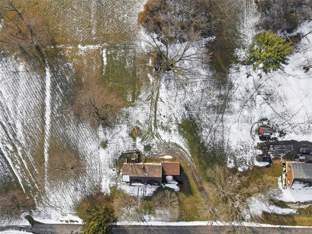 2464 Henry Lane, Franklin Park, PA 15143