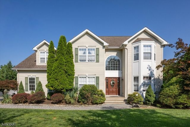 9 Inwood Ter, Fairfield Twp., NJ 07004