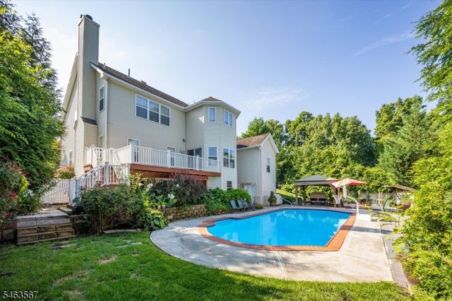 9 Inwood Ter, Fairfield Twp., NJ 07004