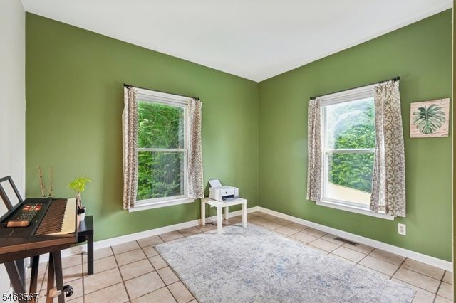 9 Inwood Ter, Fairfield Twp., NJ 07004
