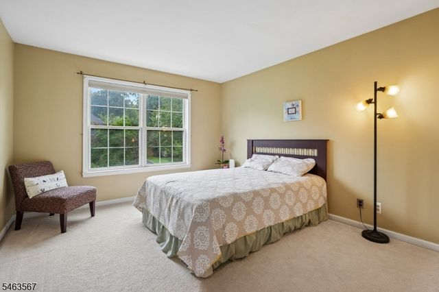 9 Inwood Ter, Fairfield Twp., NJ 07004