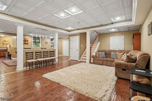 9 Inwood Ter, Fairfield Twp., NJ 07004