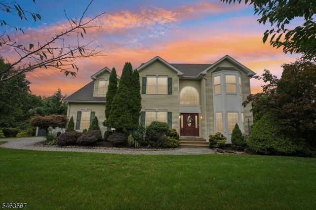 9 Inwood Ter, Fairfield Twp., NJ 07004