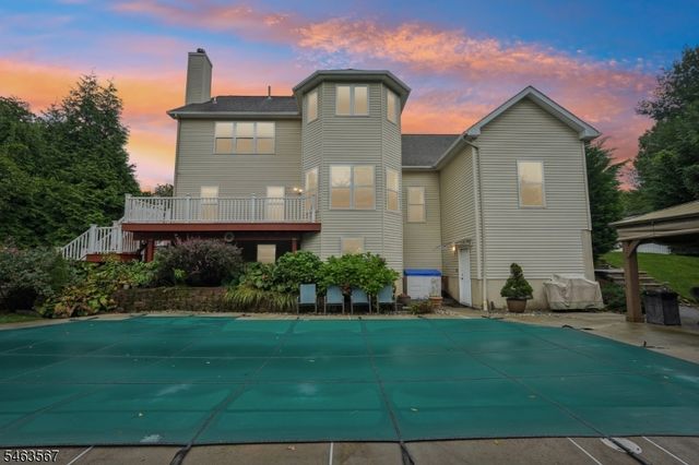9 Inwood Ter, Fairfield Twp., NJ 07004