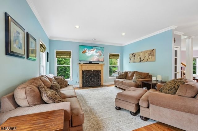 9 Inwood Ter, Fairfield Twp., NJ 07004