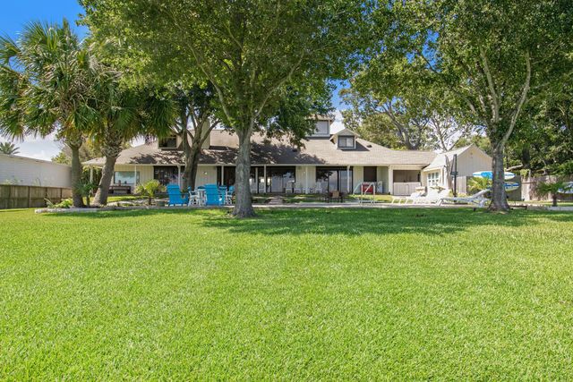 3821 Nasa Rd 1, Seabrook, TX 77586