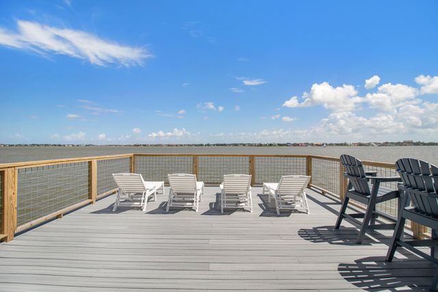 3821 Nasa Rd 1, Seabrook, TX 77586