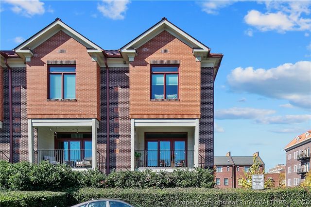 115 Pennmark Place, Fayetteville, NC 28301