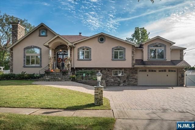 16 Lawrence Road, Wayne, NJ 07470