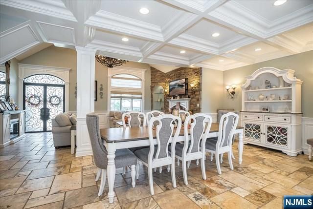 16 Lawrence Road, Wayne, NJ 07470