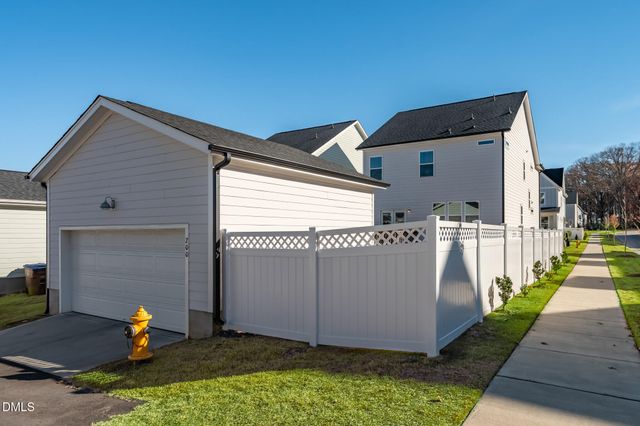 200 Aubey Lane, Wake Forest, NC 27587