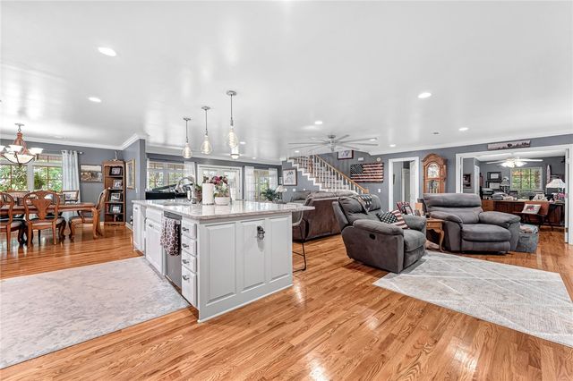 11476 Centerpoint Church Road, Prairie Grove, AR 72753