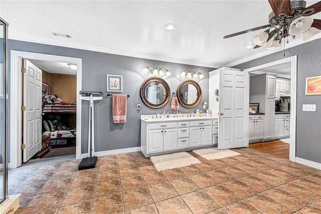 11476 Centerpoint Church Road, Prairie Grove, AR 72753