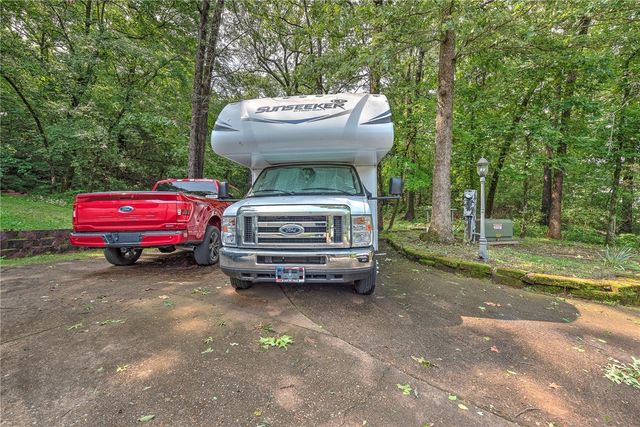 11476 Centerpoint Church Road, Prairie Grove, AR 72753