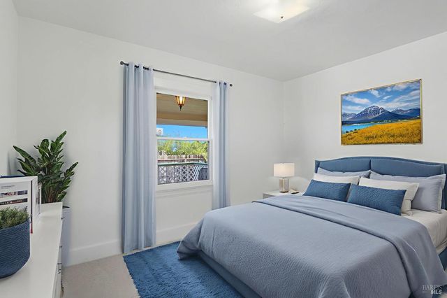 2094 Center Rd, Novato, CA 94947