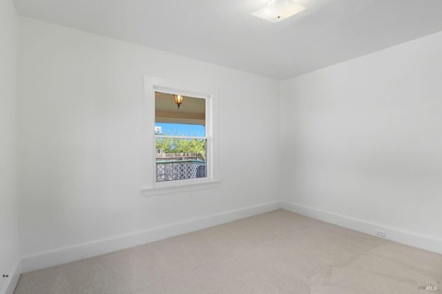 2094 Center Rd, Novato, CA 94947