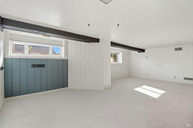 2094 Center Rd, Novato, CA 94947