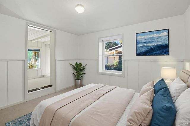 2094 Center Rd, Novato, CA 94947