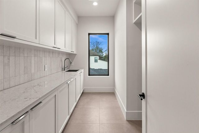 1410 Aldrich Street, Houston, TX 77055