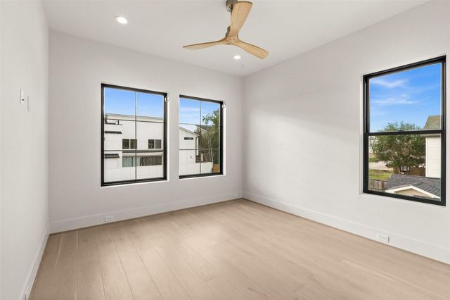 1410 Aldrich Street, Houston, TX 77055