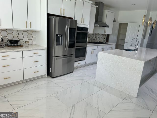 6409 Caledon Court, Locust Grove, GA 30248