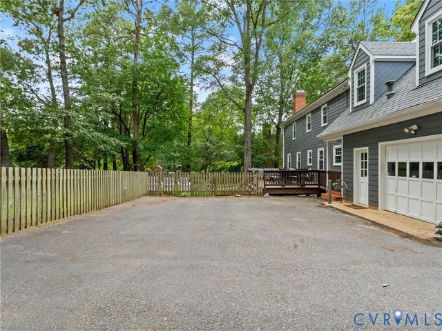 721 Milbrae Rd, North Chesterfield, VA 23236