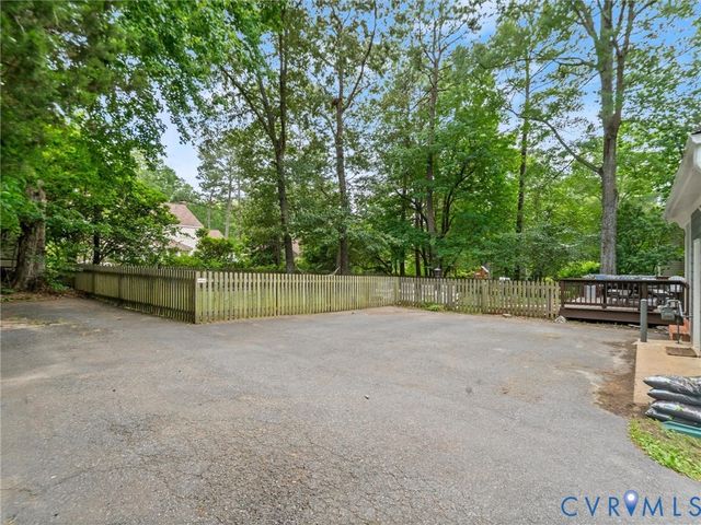 721 Milbrae Rd, North Chesterfield, VA 23236