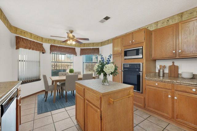 4729 Plume Road NW, Albuquerque, NM 87120