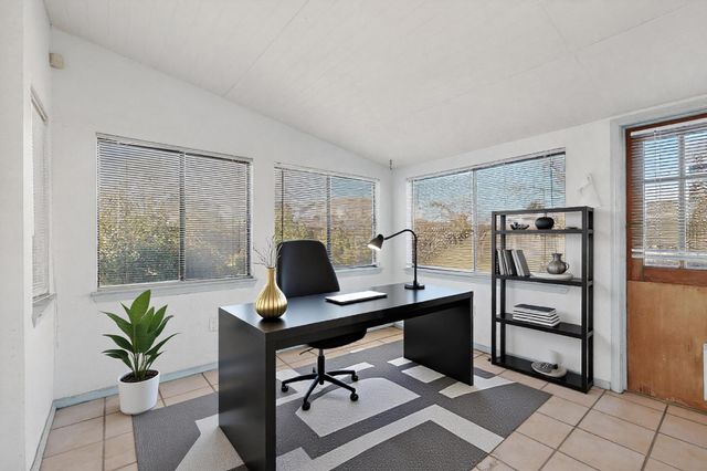 4729 Plume Road NW, Albuquerque, NM 87120