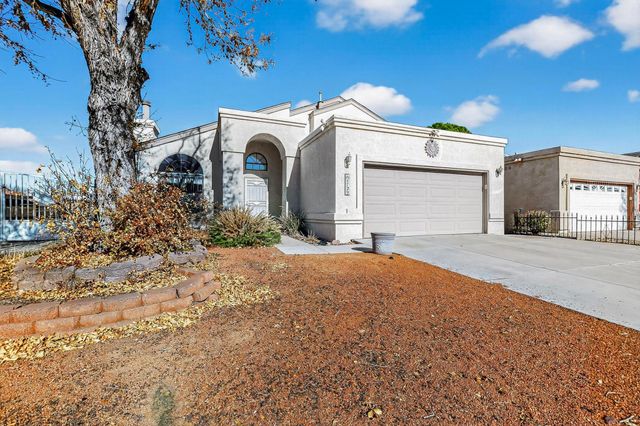 4729 Plume Road NW, Albuquerque, NM 87120