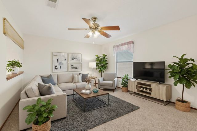 4729 Plume Road NW, Albuquerque, NM 87120