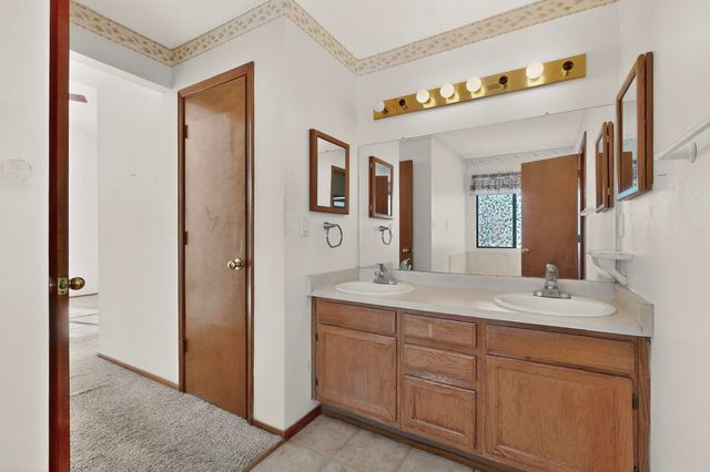 4729 Plume Road NW, Albuquerque, NM 87120