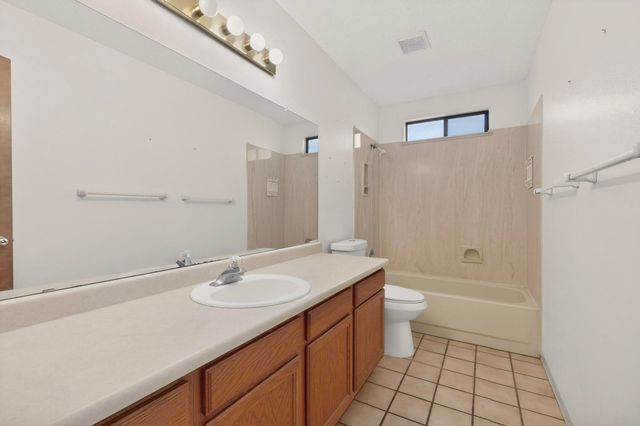 4729 Plume Road NW, Albuquerque, NM 87120